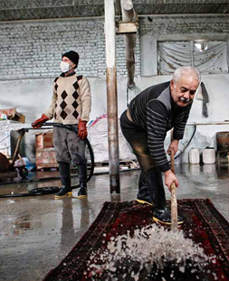 شستشوی سنتی قالی در قالیشویی آذری